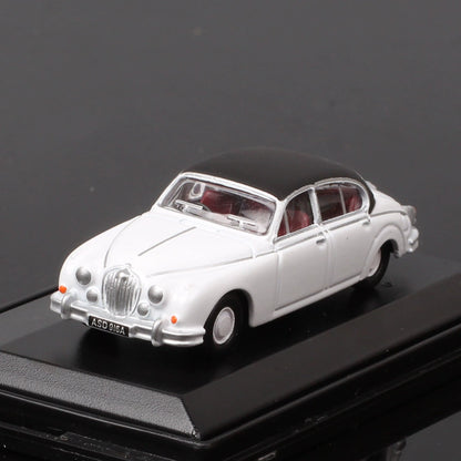 1/76 Scale Jaguar Mark 2 Diecast Model Car