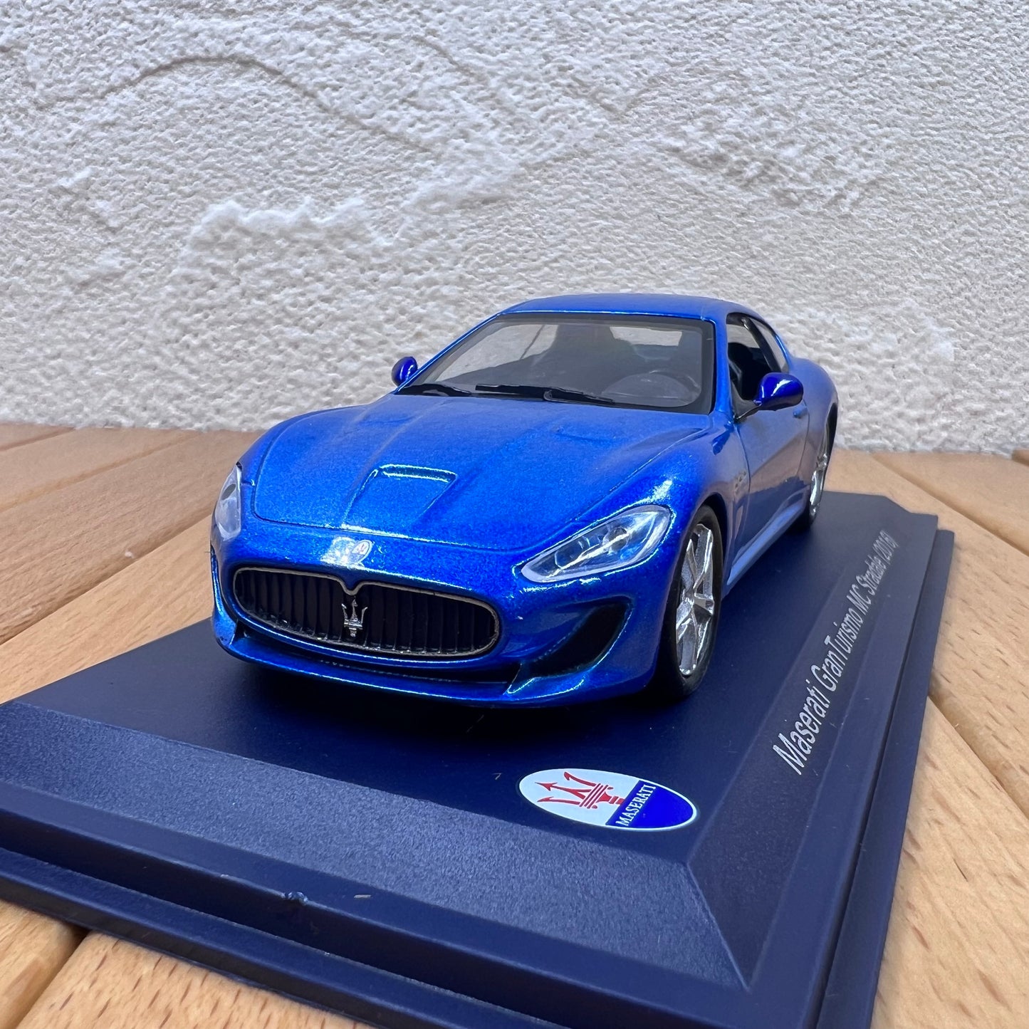 1/43 Scale 2016 Maserati GranTurismo MC Stradale Diecast Model Car