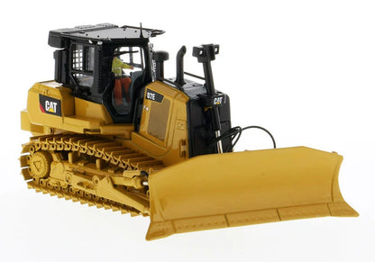 1/50 Scale Caterpillar D7E Track-Type Tractor Dozer Diecast Model DM85555