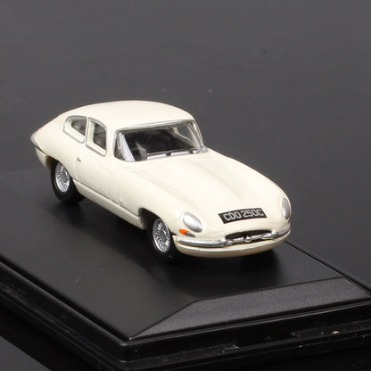 1/76 Scale Jaguar E-Type Sports Car Diecast Model