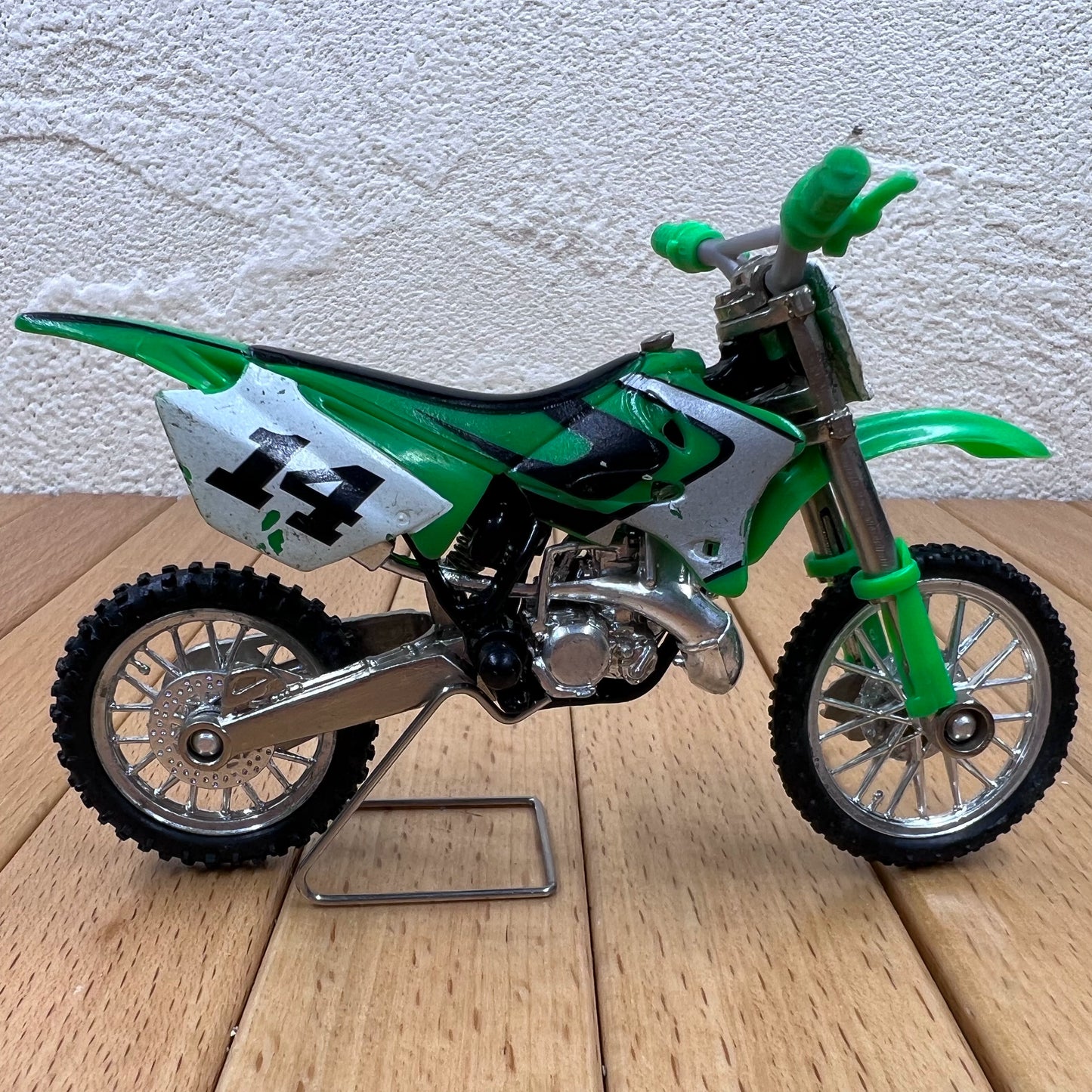 1/18 Scale Off-Road Motorcycle Diecast Model