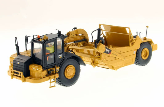 1/50 Scale Caterpillar 621K Wheel Tractor-Scraper Diecast Model DM85920