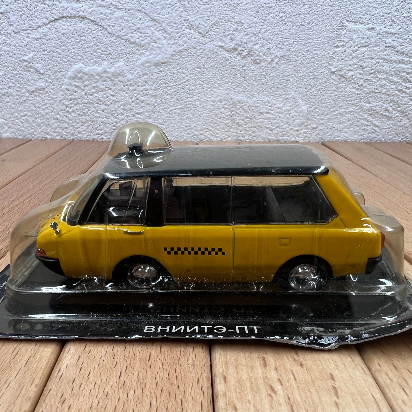 1/43 Scale 1964 Soviet VNIITE PT Taxi Diecast Model Car