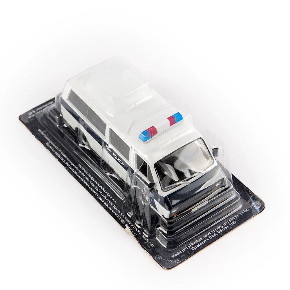 1/43 Scale RAF-22038 Latvija Police Van Diecast Model