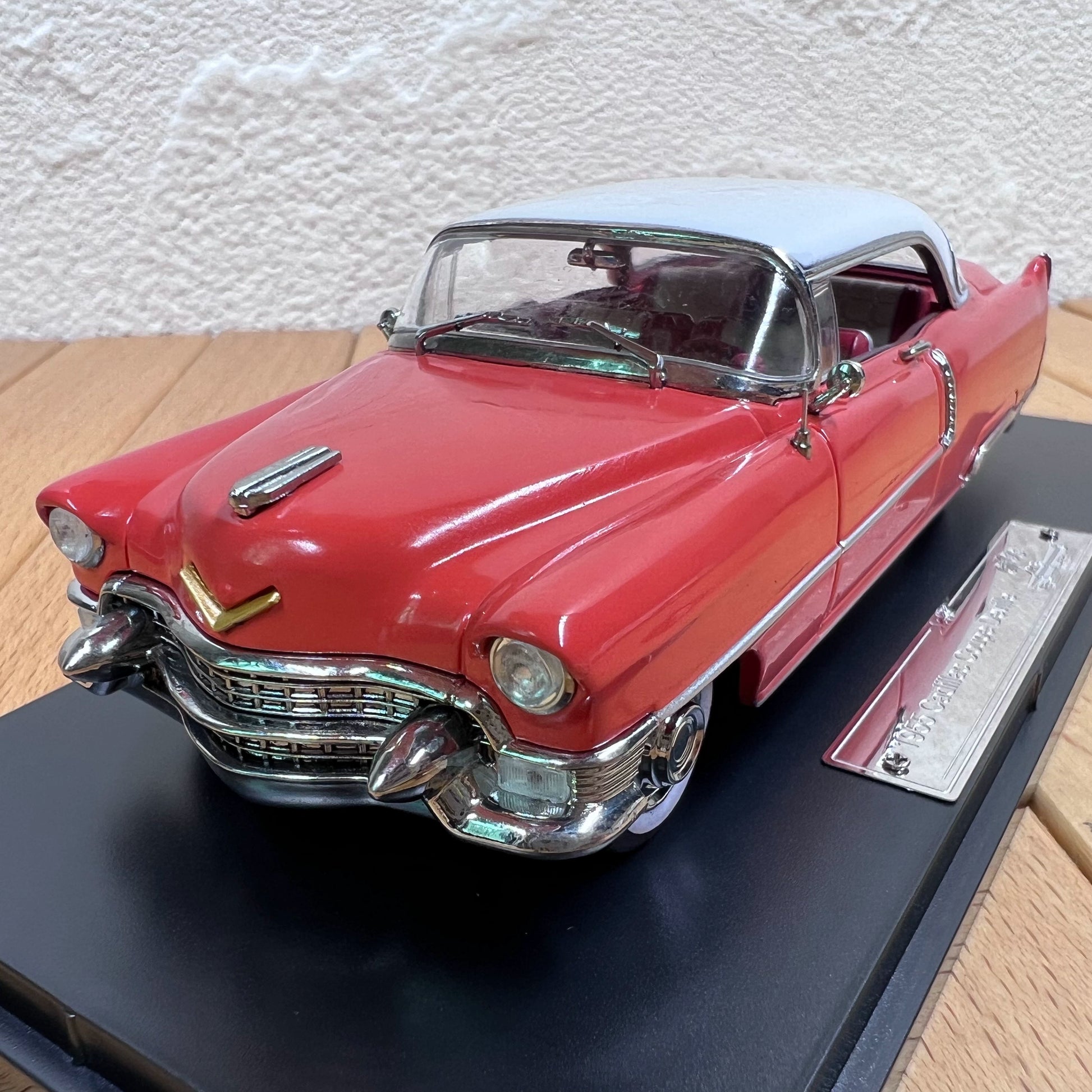 1/43 Scale 1954/1955 Cadillac Coupe de Ville Diecast Model Car 1/43 Scale 1954/1955 Cadillac Coupe de Ville Diecast Model Car