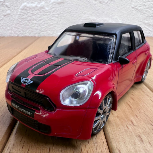 1/43 Scale Mini Countryman Subcompact Crossover SUV Diecast Model Car