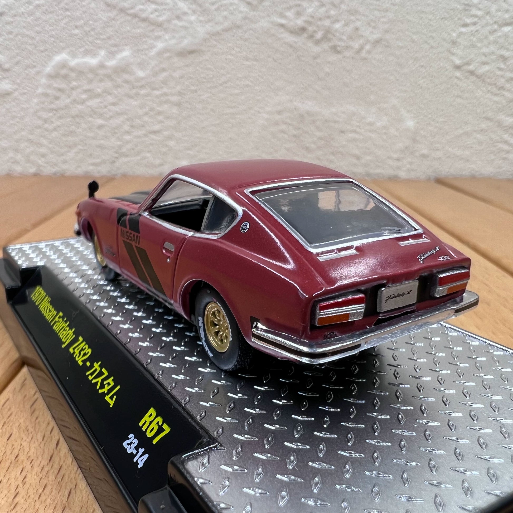 1/64 Scale 1970 Nissan Fairlady Z432 Diecast Model Car – old