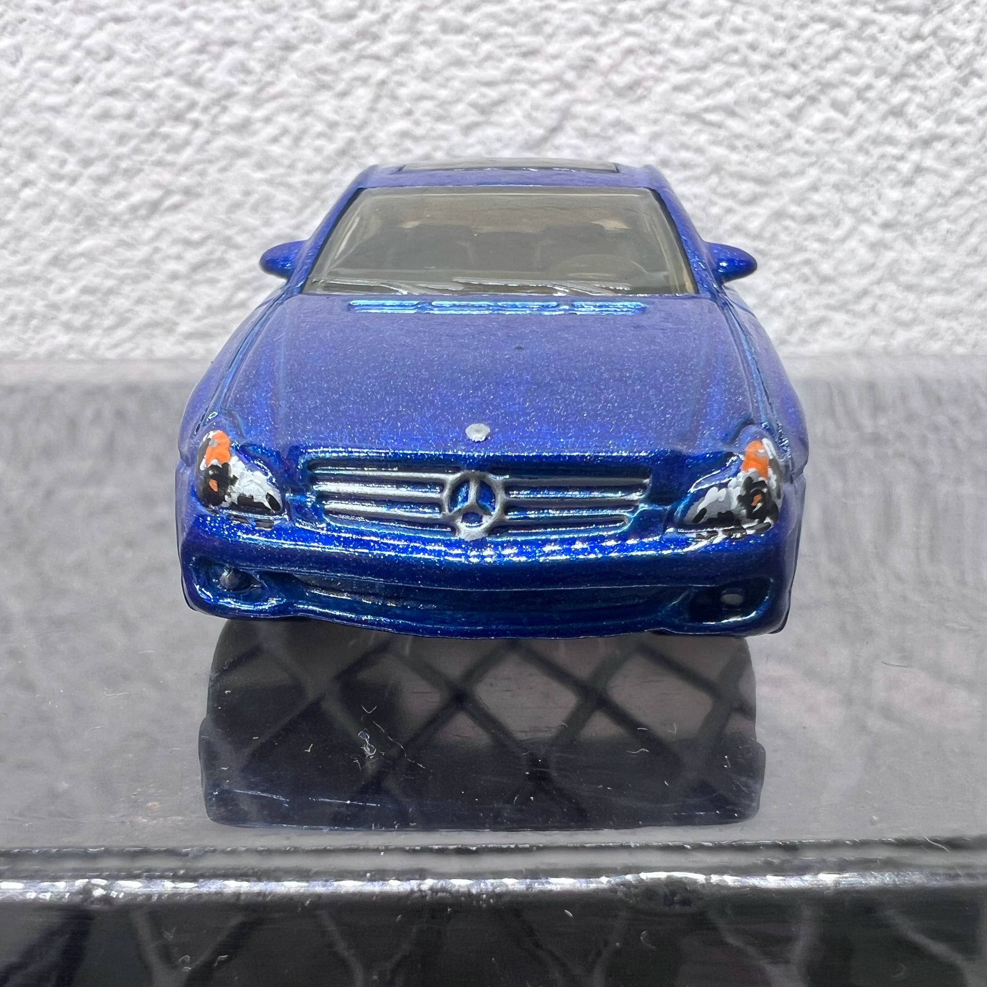 1/65 Scale Mercedes-Benz CLS 500 Diecast Model Car