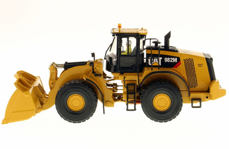 1/50 Scale Caterpillar 982M Wheel Loader Diecast Model DM85292