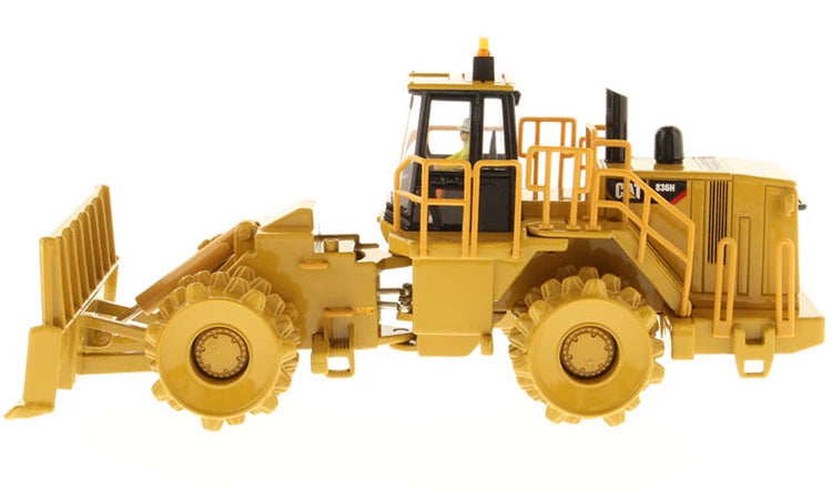 1/50 Scale Caterpillar 836H Landfill Compactor Diecast Model DM85205 ...