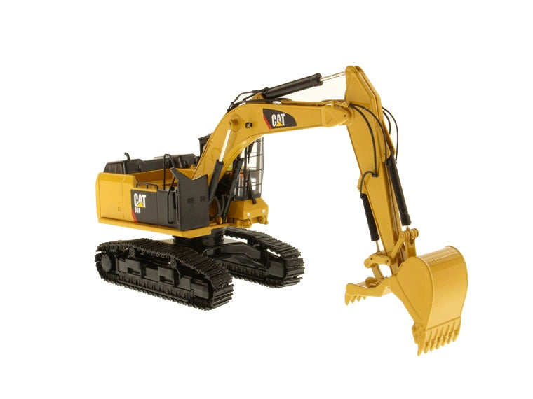 1/50 Scale Caterpillar 568 GF Road Builder Diecast Model DM85923