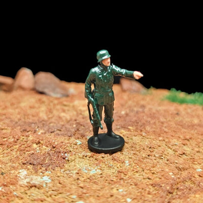1/72 Scale WWII German Army Soldiers Painted Figurines for Model Dioramas