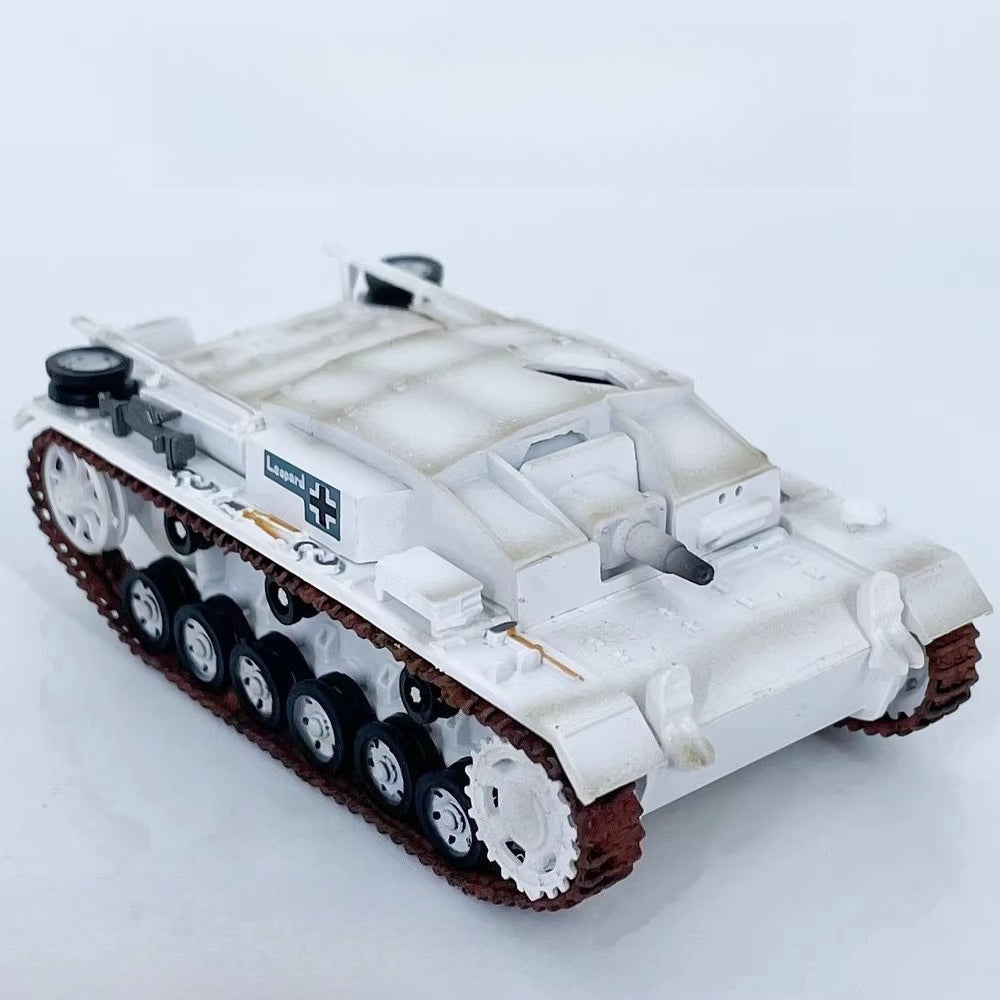German Sturmgeschütz StuG III Ausf.E armored fighting vehicle pre-built 1/72 scale plastic model