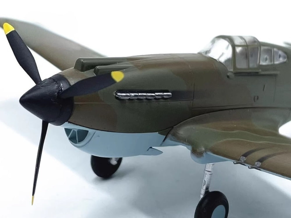 P-40 Warhawk Tomahawk Soviet Union fighter pre-built 1/72 scale plastic collectible WWII military aircraft model