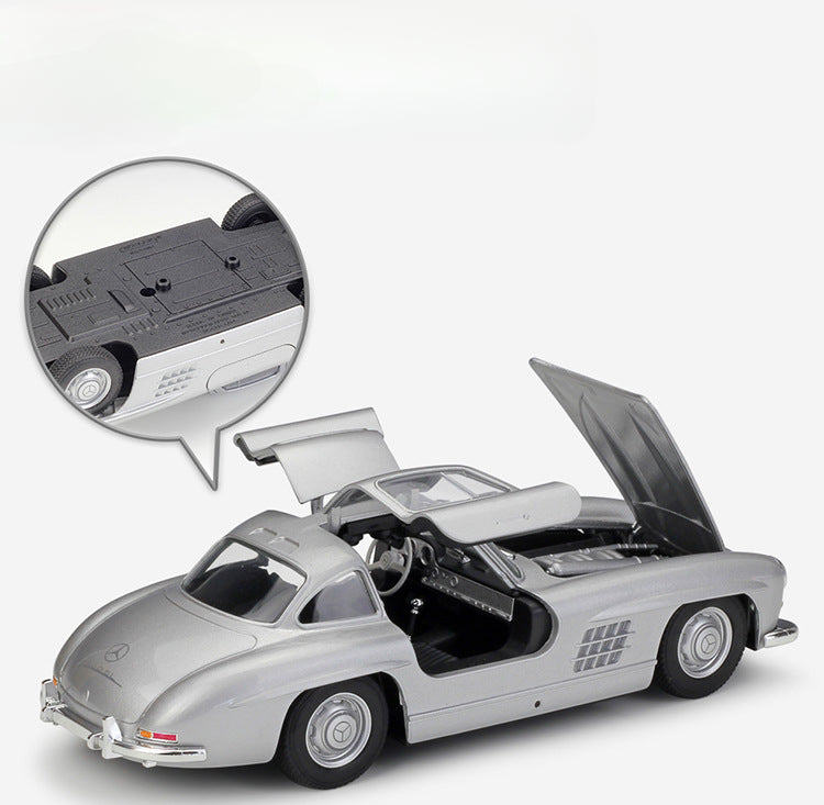 1/24 Scale Mercedes-Benz 300 SL Diecast Model Car