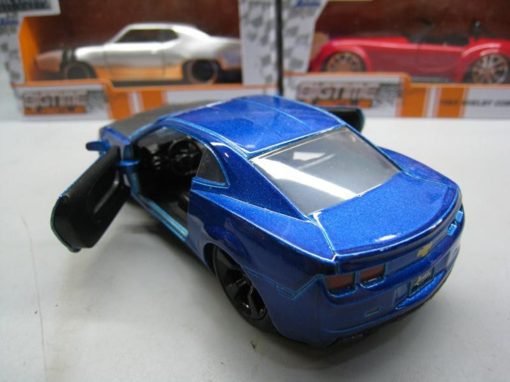 1/32 Scale 2010 Chevrolet Camaro Pony Car Diecast Model