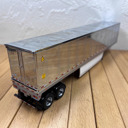1/50 Scale International LoneStar Sleeper Cab Truck with 53' Refrigerated Van Diecast Model