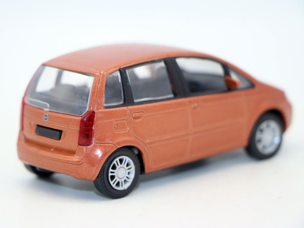1/43 Scale Fiat Idea Mini MPV Diecast Model Car