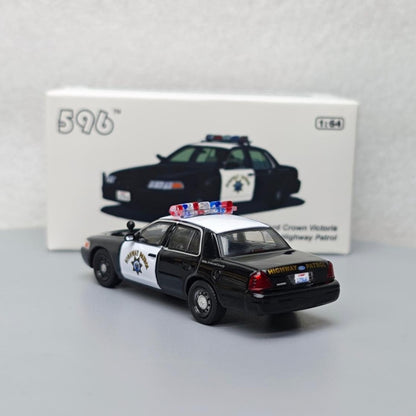 1/64 Scale Ford Crown Victoria California Highway Patrol Diecast Model Car