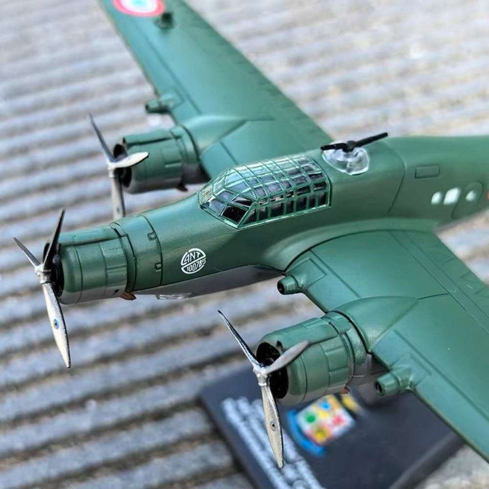 1/144 Scale CANT Z.1007 Alcione WWII Italian Medium Bomber Diecast Aircraft Model