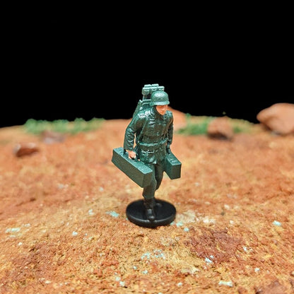 1/72 Scale WWII Army Soldiers Painted Figures Set for Model Dioramas