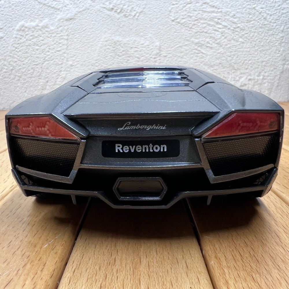 1/24 Scale 2008 Lamborghini Reventón Sports Car Diecast Model