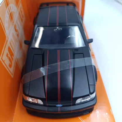 1/24 Scale 1989 Ford Mustang GT Diecast Model Car