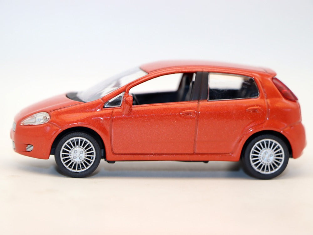 1/43 Scale Fiat Grande Punto Diecast Model Car