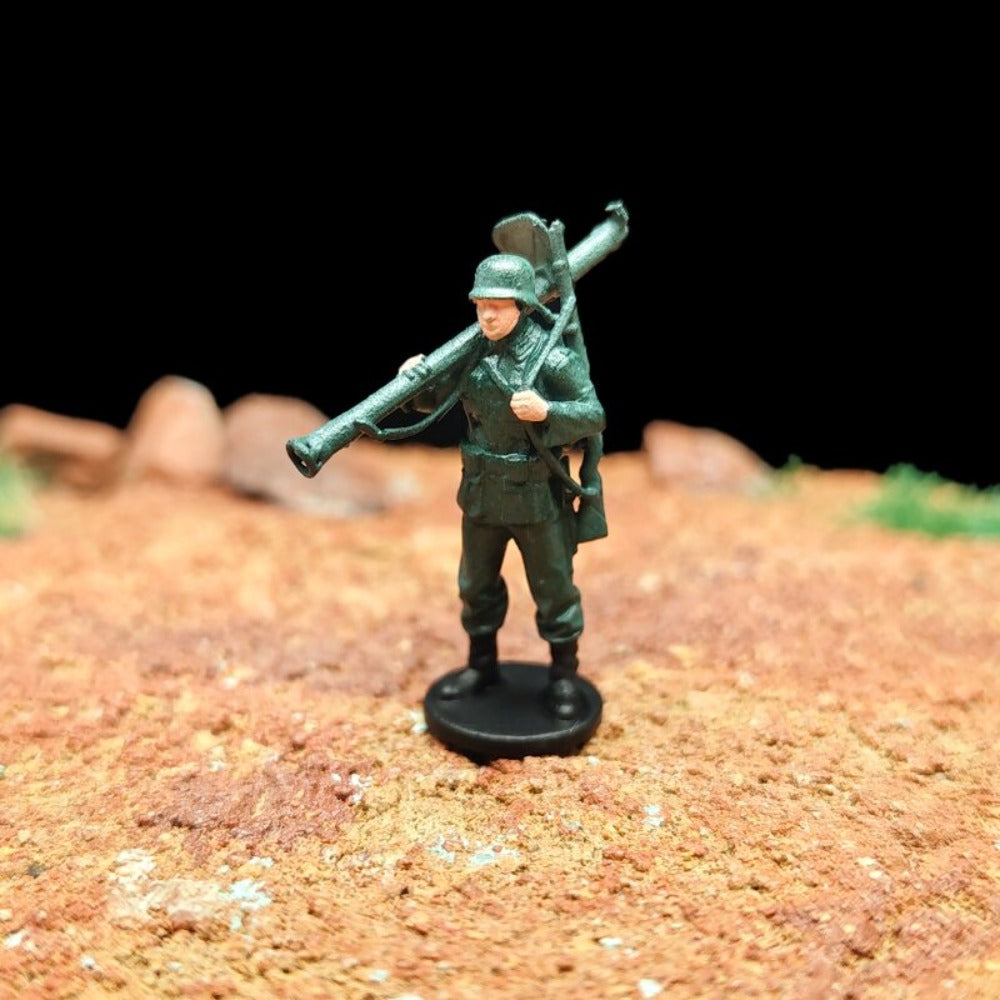 1/72 Scale WWII German Army Soldiers Painted Figurines for Model Dioramas