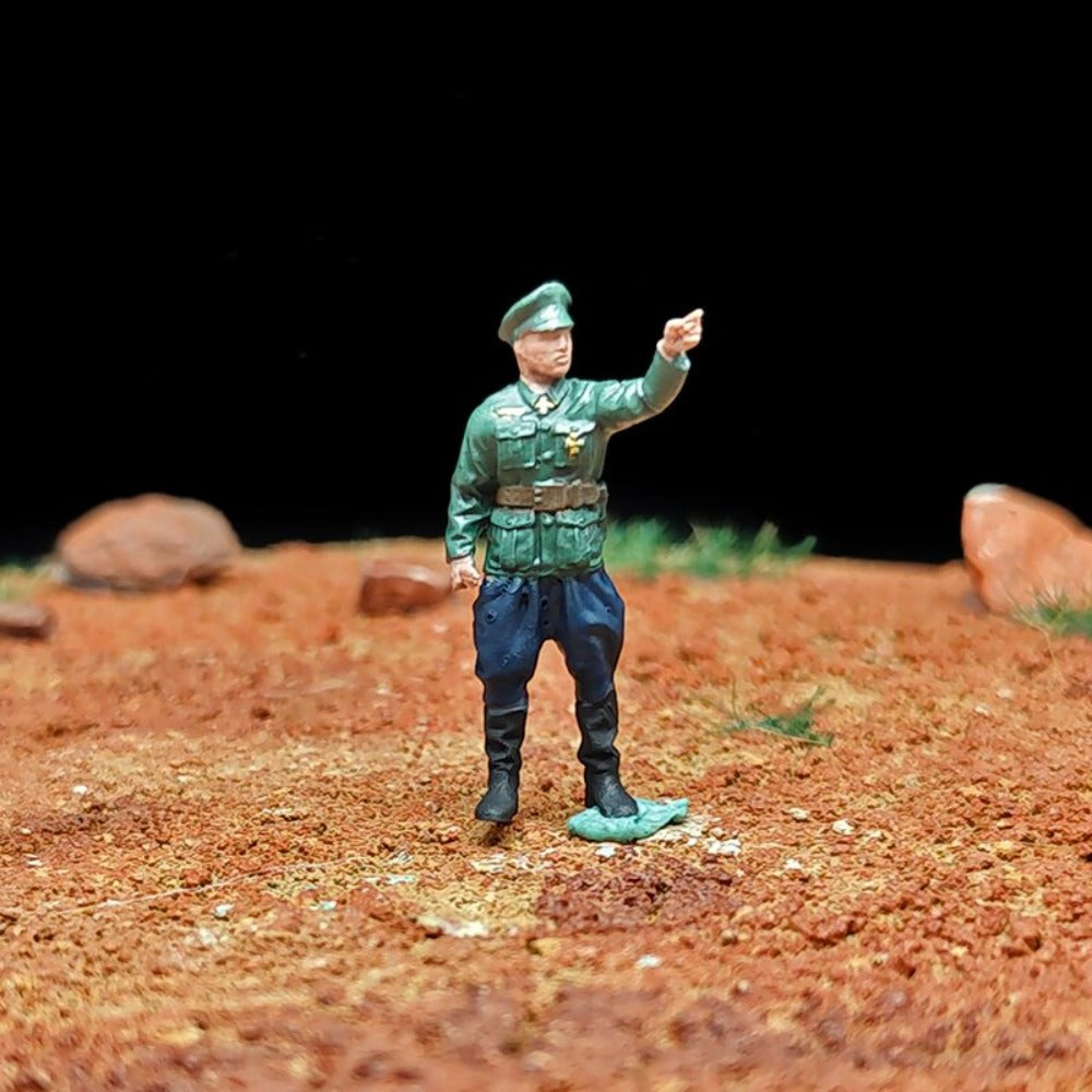 1/72 Scale WWII Soldiers Painted Figures Set for Model Dioramas