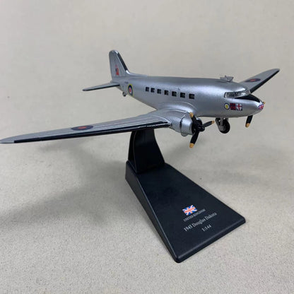 1/144 Scale 1945 Douglas C-47 Skytrain RAF Dakota WWII British Military Transport Aircraft Diecast Model
