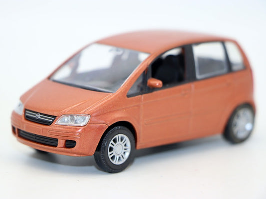 1/43 Scale Fiat Idea Mini MPV Diecast Model Car