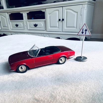1/43 Scale Peugeot 504 Cabriolet Convertible Car Diecast Model