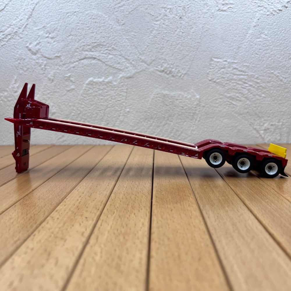 1/50 Scale International HX520 Tandem Tractor with XL 120 Trailer Diecast Model Truck