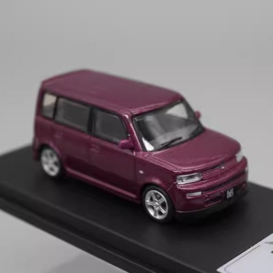 1/64 Scale 2000 Toyota bB XP30 Mini MPV Diecast Model Car