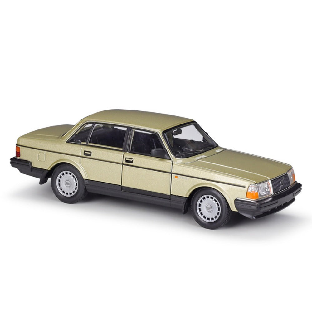 1/24 Scale Volvo 240 GL Diecast Model Car