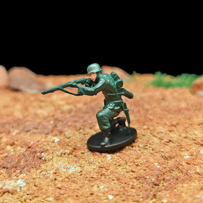 1/72 Scale WWII German Army Soldiers Painted Figurines for Model Dioramas
