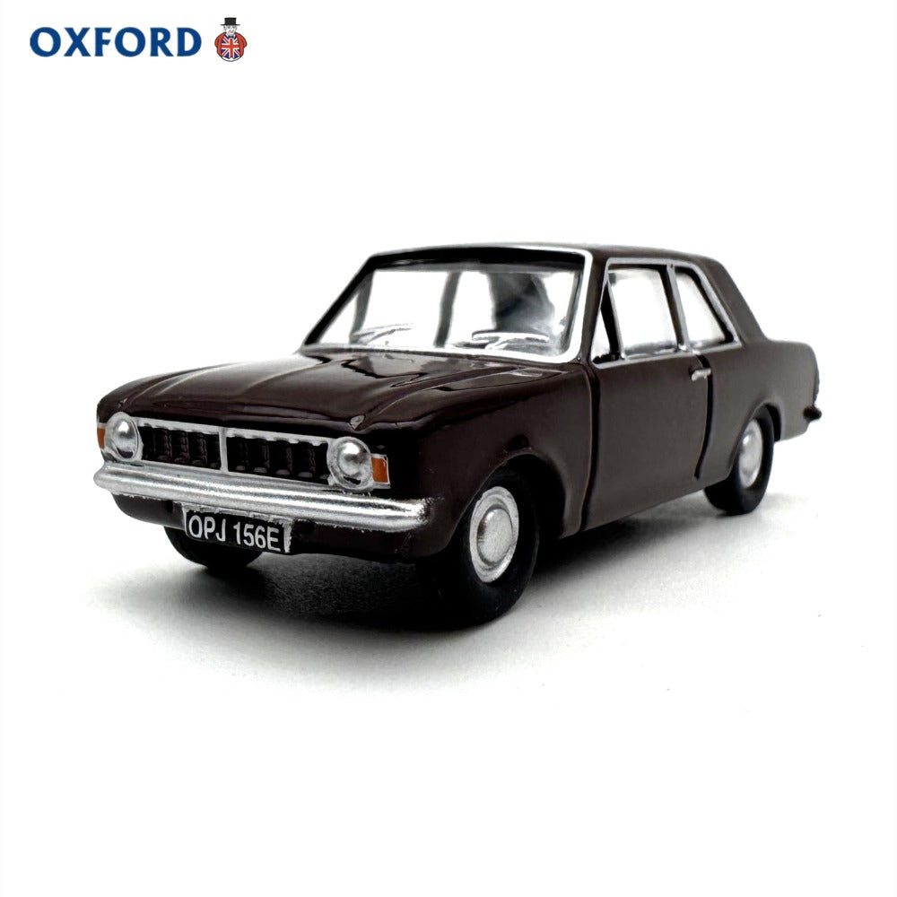 1/76 Scale Ford Cortina MkII Diecast Model Car