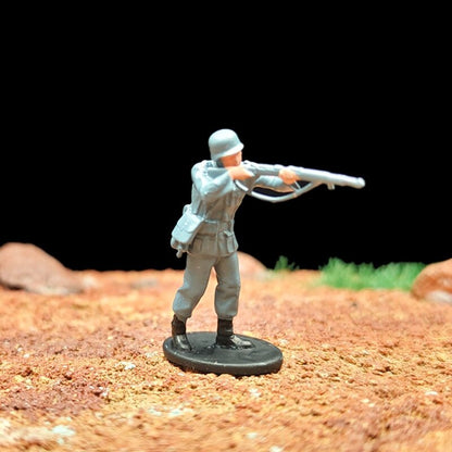 1/72 Scale WWII German Army Soldiers Painted Figures Set for Model Dioramas
