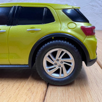 1/30 Scale Toyota Raize SUV Diecast Model Car Plastic