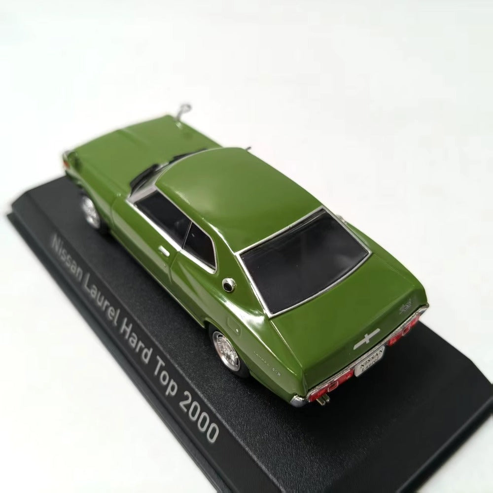 1/43 Scale 2000 Nissan Laurel Diecast Model Car