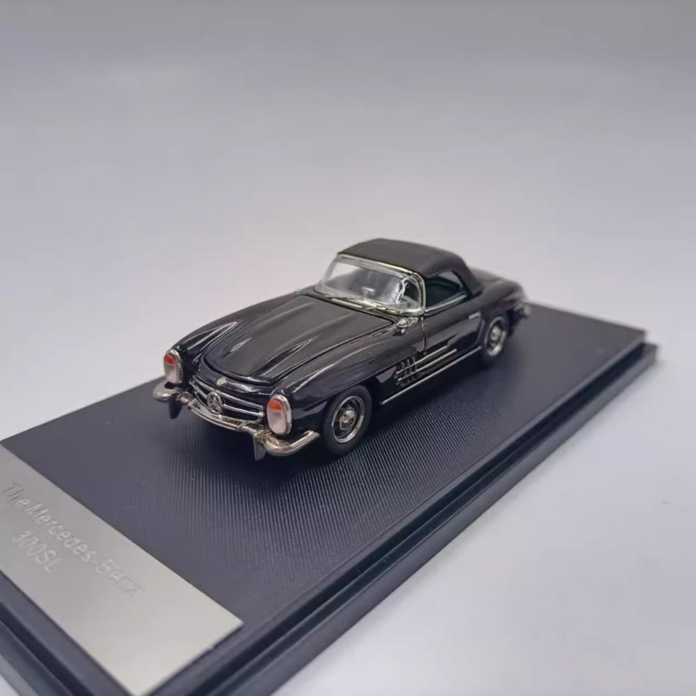 1/64 Scale Mercedes-Benz 300 SL Diecast Model Car