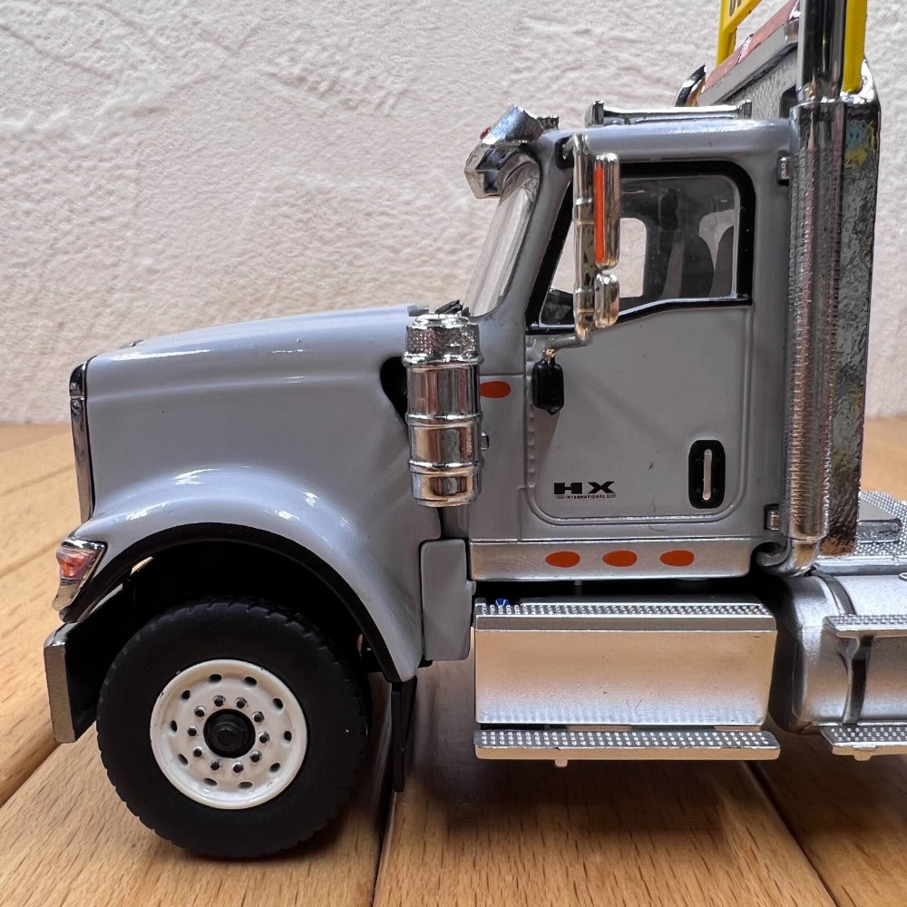 1/50 Scale International HX520 Tandem Tractor with 53' Flat Bed Truck Diecast Model