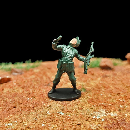 1/72 Scale WWII Army Soldiers Painted Figures for Model Dioramas