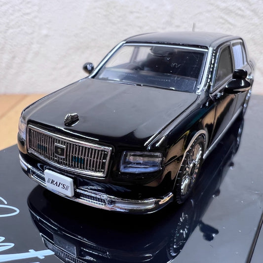 1/64 Scale Toyota Century Luxury Car Diecast Model