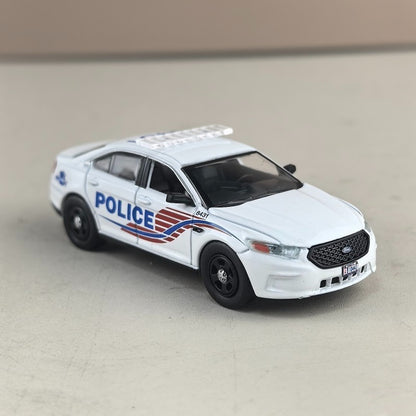 1/64 Scale Ford Taurus MPDC Washington DC Police Interceptor Sedan Diecast Model Car