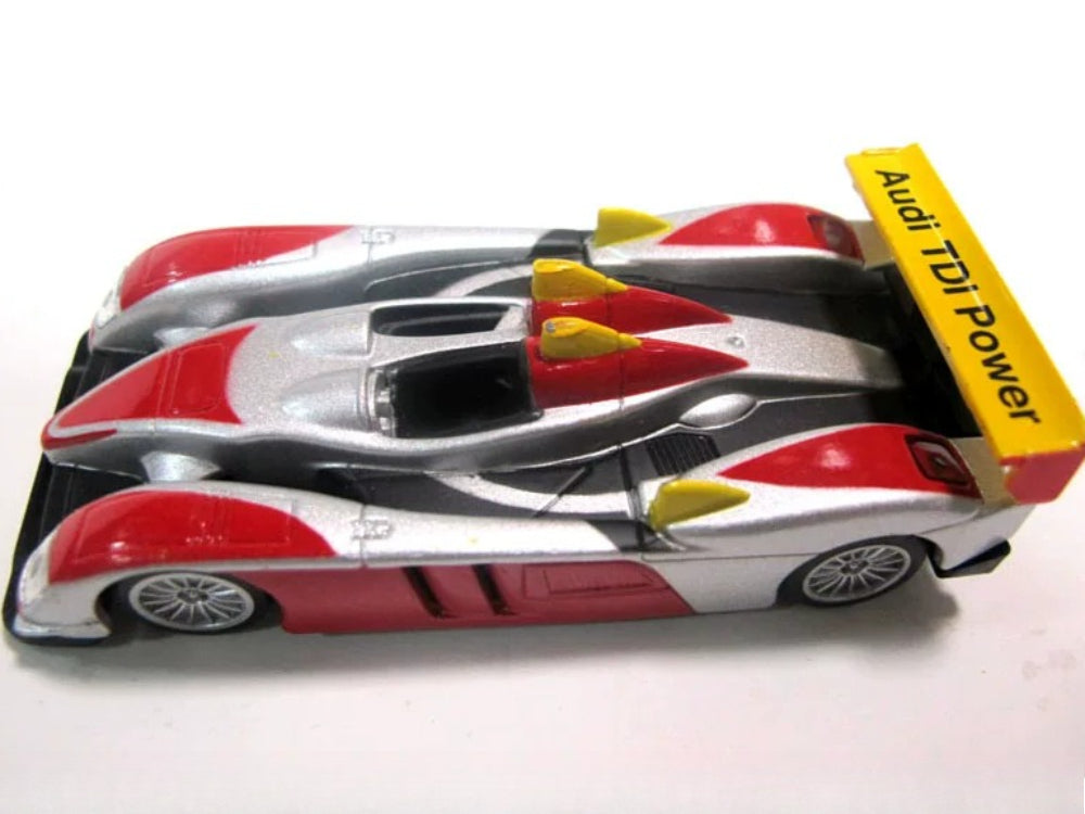 1/64 Scale Audi R10 TDI Le Mans Sports Prototype Diecast Model Car