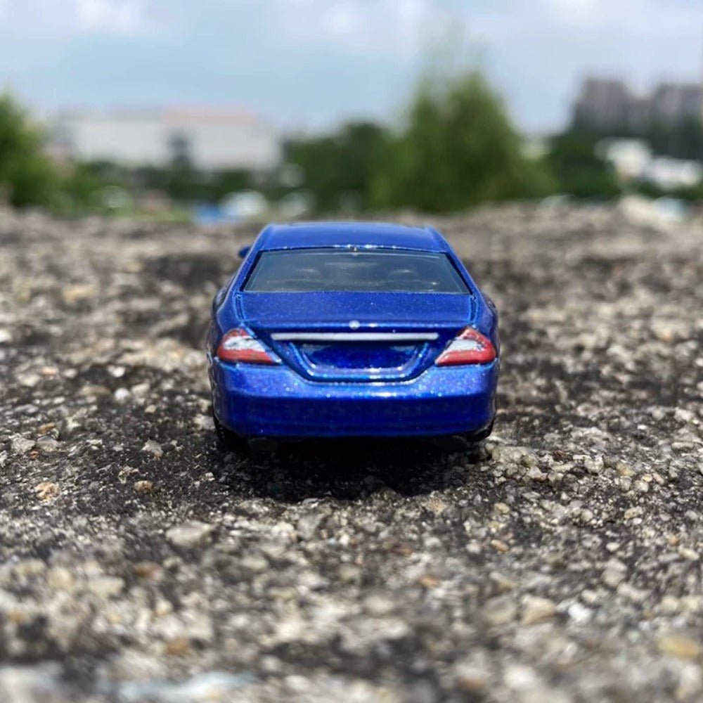 1/65 Scale Mercedes-Benz CLS 500 Coupe Diecast Model Car