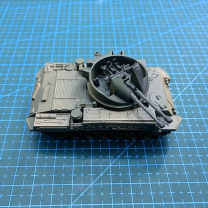 1/72 Scale M42 Duster 40 mm Self-Propelled Anti-Aircraft Gun Armored Vehicle Pre-built Plastic Collectible Model