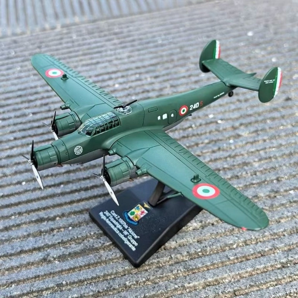 1/144 Scale CANT Z.1007 Alcione WWII Italian Medium Bomber Diecast Aircraft Model